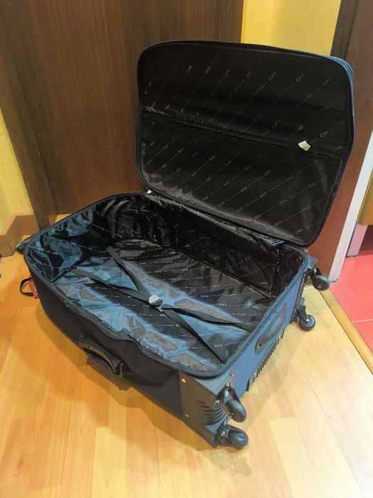 Mala de Viagem 23kgs Rodas 360graus