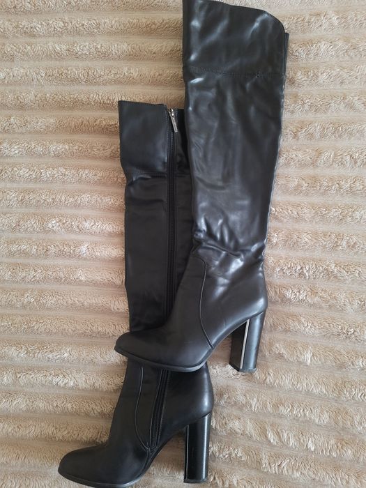 Продам ботфорты.