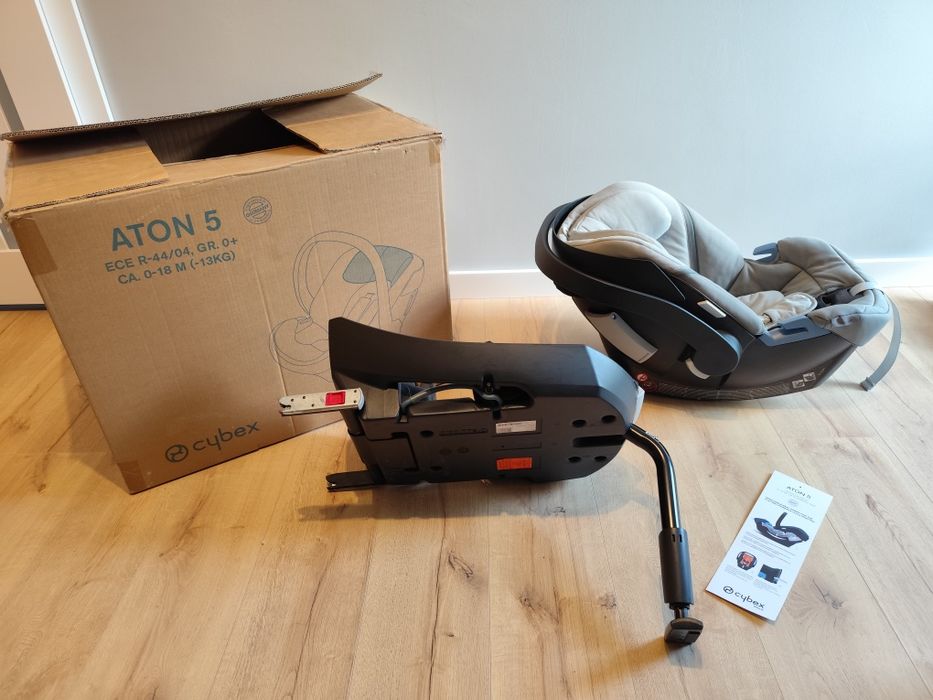 Fotelik samochodowy Cybex aton 5 + baza isofix