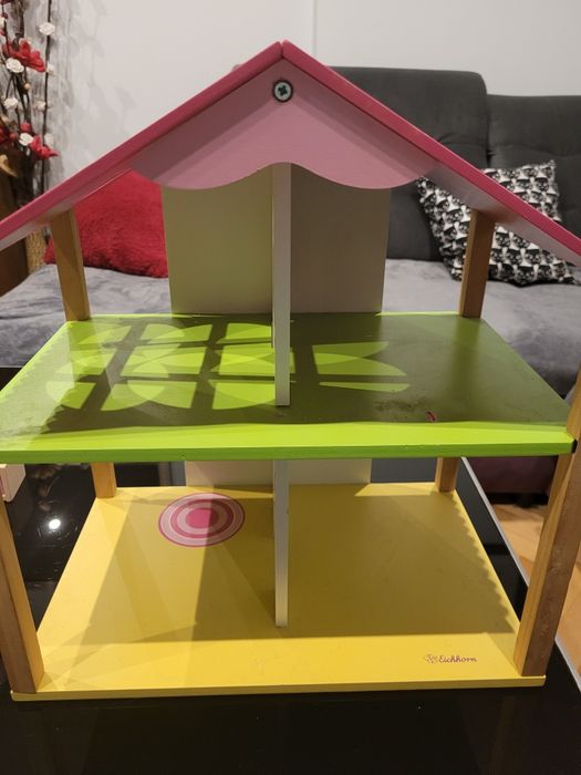 Drewniany domek dla lalek EINCHORN