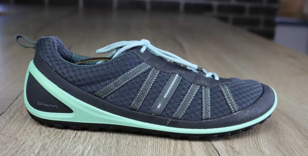 Ecco biom sportowe damskie sneakersy 39 ( 26 cm)