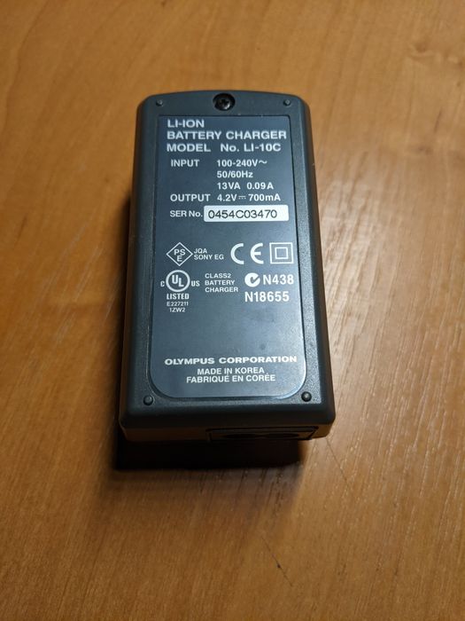 Olympus зарядное устройство