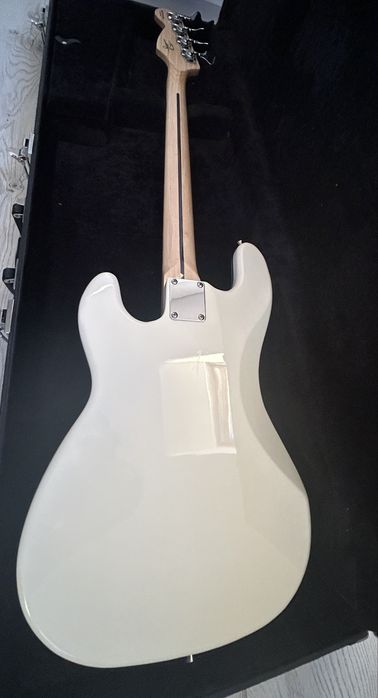 Gitara basowa 4-strunowa