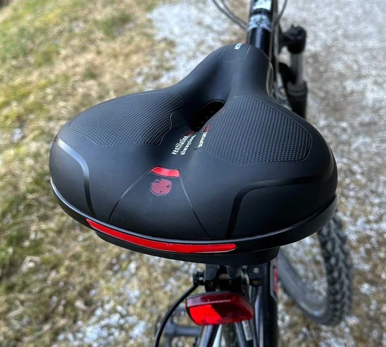 Седло сидение сидушка сідло спортивное туристическое широкое пружинное