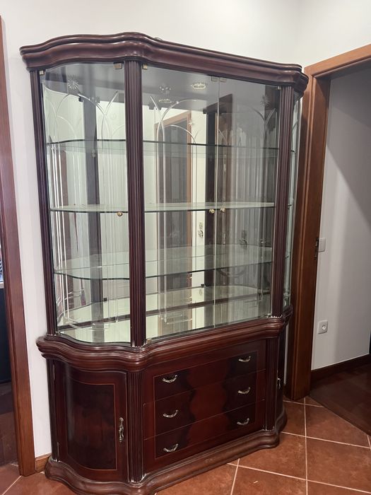 Móvel de sala/corredor