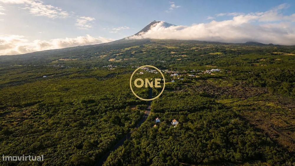 Oportunidade Única no Cais do Mourato – Madalena, Ilha do Pico