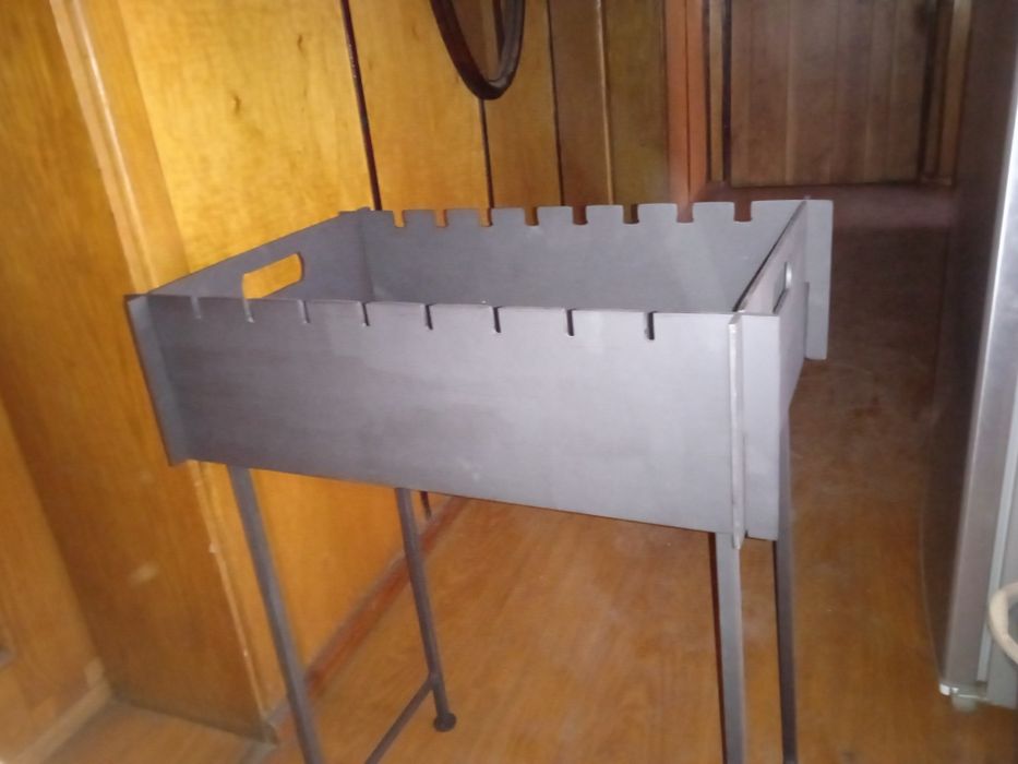 Grill składany. 5/4 mm.spód 5 mm, ścianki boczne 4 mm