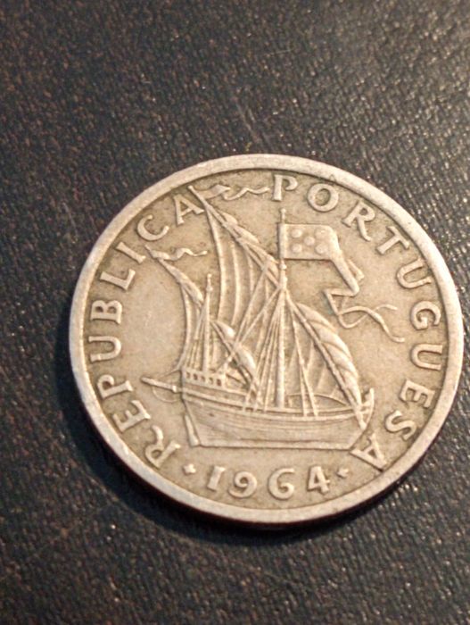 Moeda de 2,5 escudos	Portugal	1964*