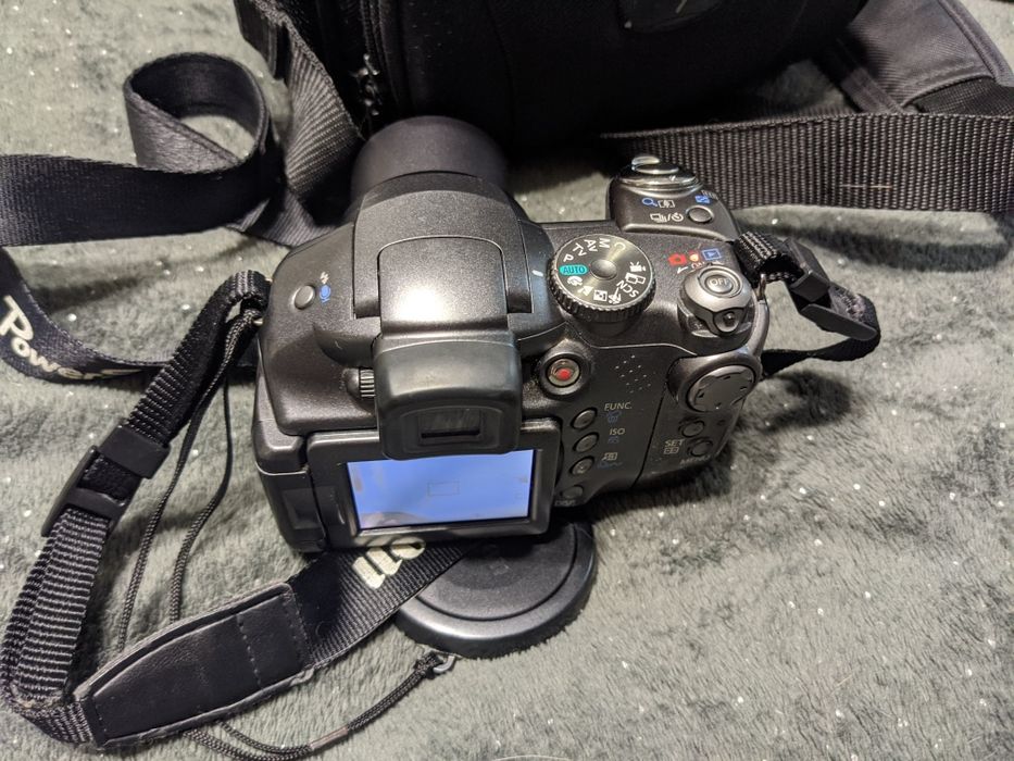 Продам цифровий фотоапарат Canon