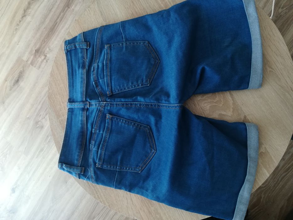 Spodenki jeansowe