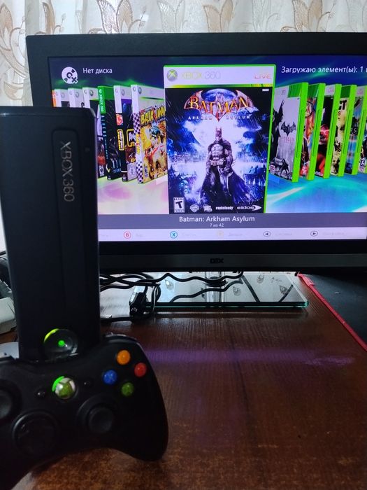 Xbox 360 Slim 320 GB Aurora