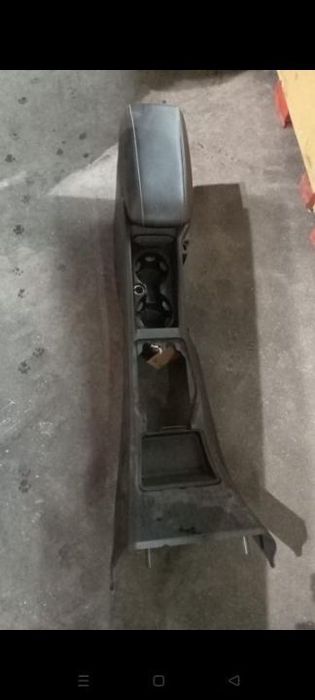 Consola central Volvo V40