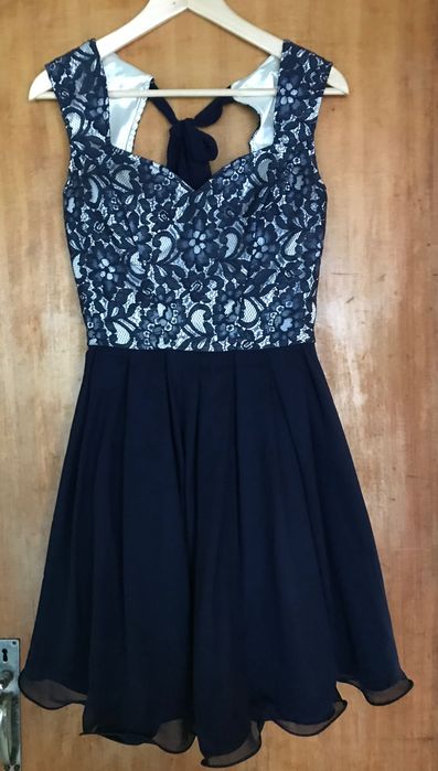 Vários Vestidos para venda