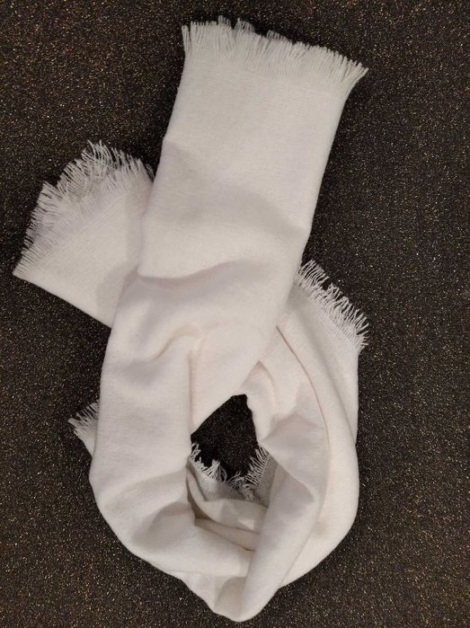 Cachecóis / Echarpes / Lenços novos ou como novos