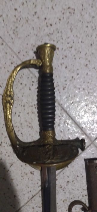 Vendo espada antiga