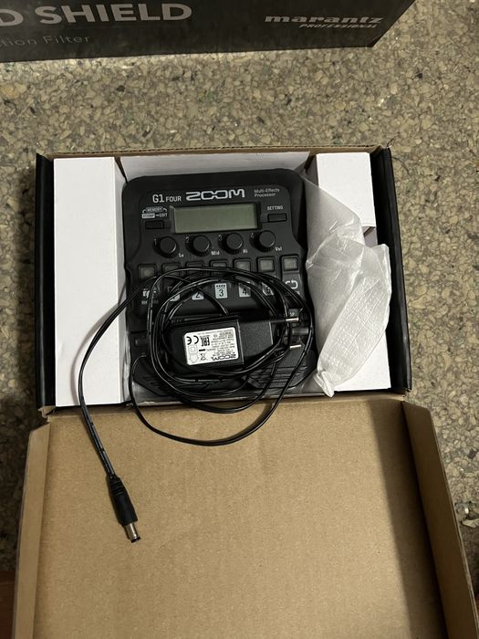 Ibanez Guitar, Amplifier and Zoom G1 Four package