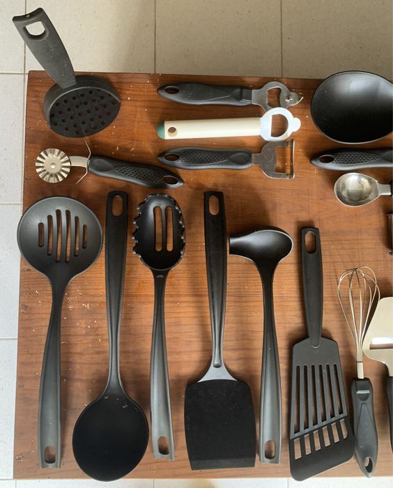 Kitchen Utensils Set439331857671792640
