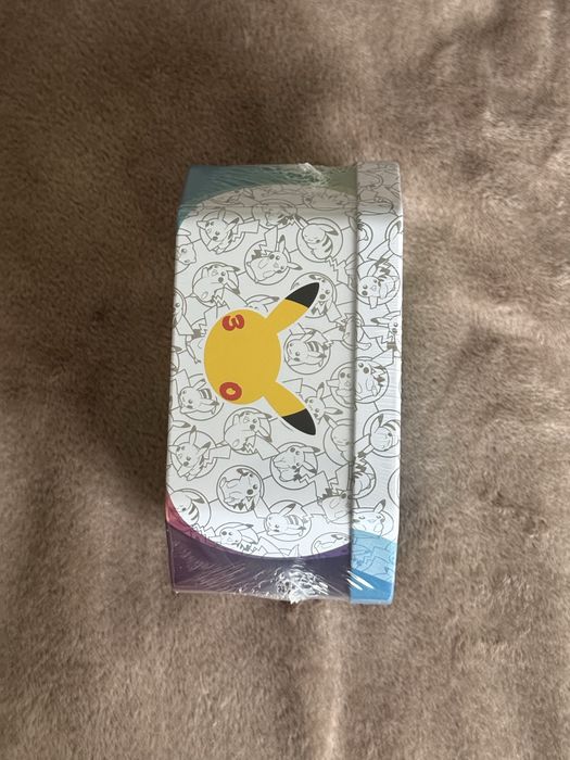 Pokémon TCG Sylveon EX Tin – 30th Anniversary
