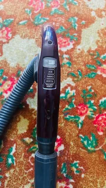 Продам пилосос LG. Тільки самовивіз!!!!