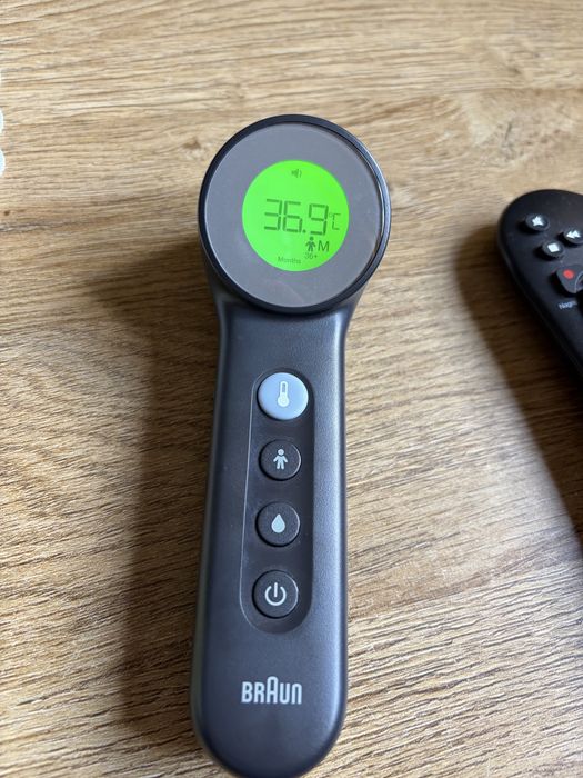 Braun Termometr Sensian7 BNT400B
