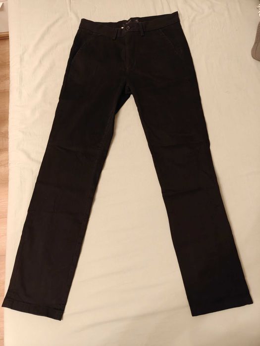 Vistula Czarne Chinosy 30/32 Slim