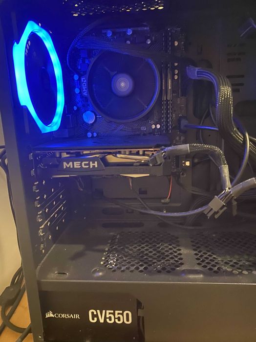 Complete tower with monitor on offer!64584648351747123