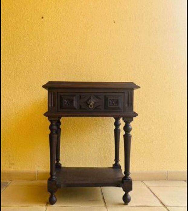 Mesinha de cabeceira em m. macica64729661490561120