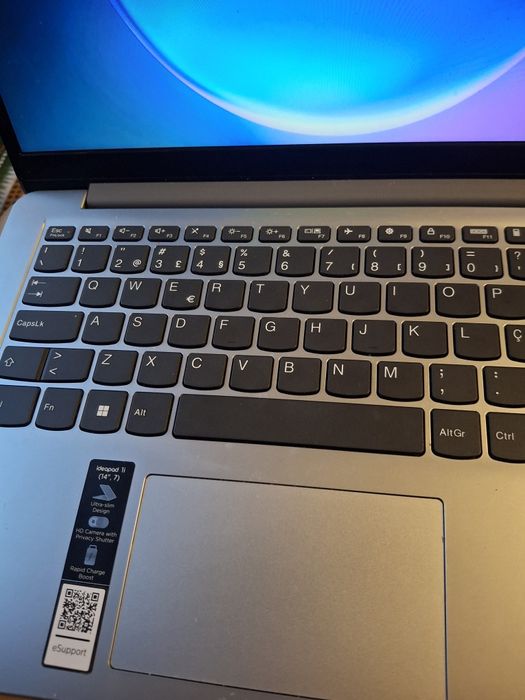 Portátil lenovo IdeaPad 1 series