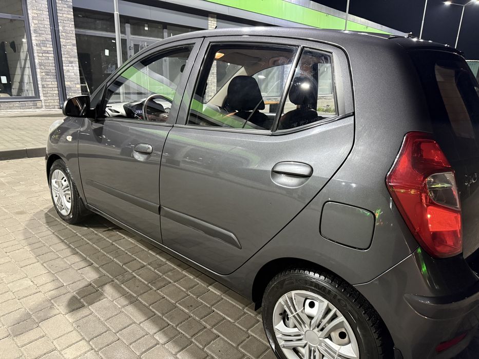 Hyundai i10 в идеальном состоянии!!!