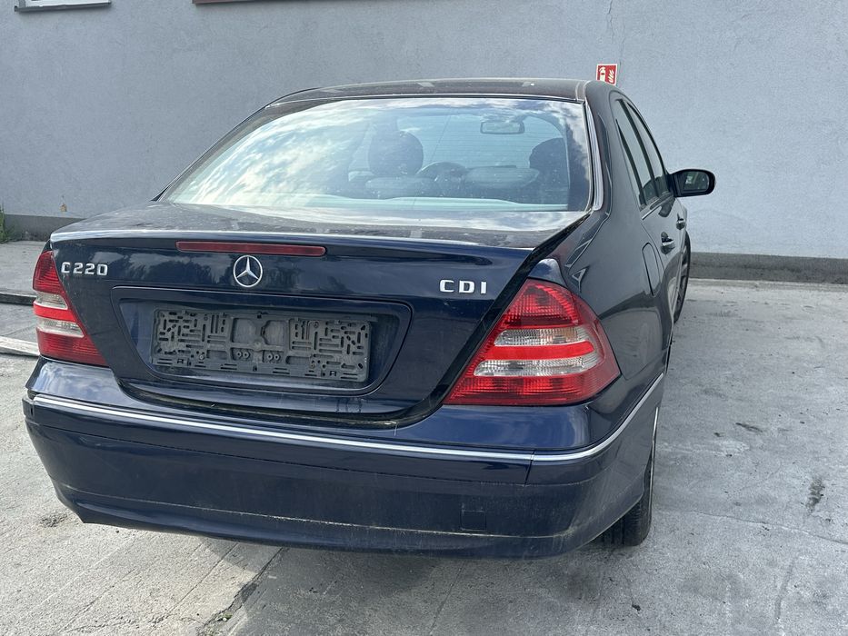 Mercedes c220 CDI w203 2004 w calosci na czesci