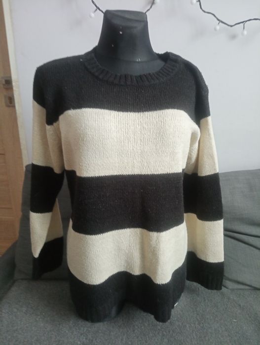 Sweter ciepły w pasy M