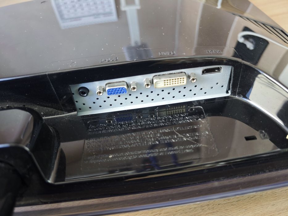 Монітор 22 LG W2253v