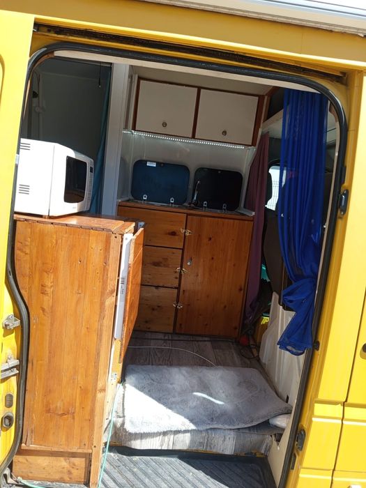 Mercedes -Bez Sprinter Bus Kamper