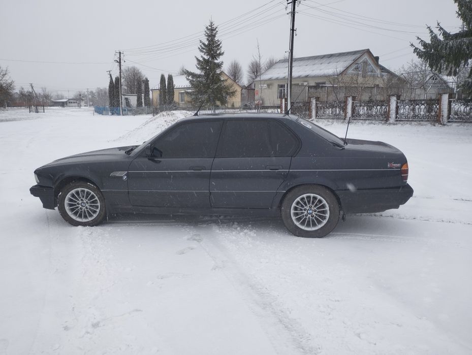 Продам БМВ 730 газ бензин