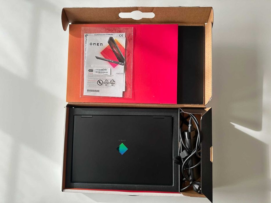 Laptop Gamingowy HP OMEN 15 - 40 GB RAM / SSD 1,5 TB / 144 Hz / RTX 2060 6 GB