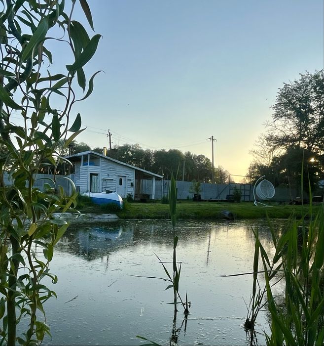 Оренда еко будинок «Мальва» з озером і банею