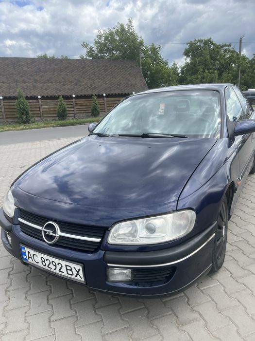 Opel Omega 2.0 16v