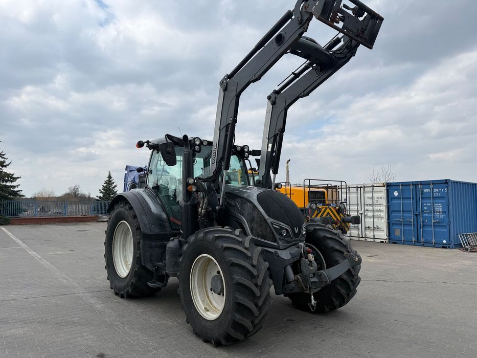 Valtra N174  Valtra N174