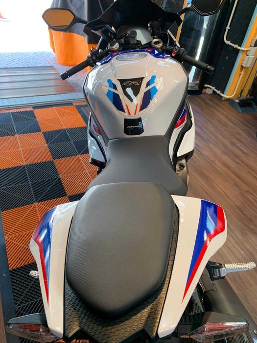 BMW S1000 RR Pack M