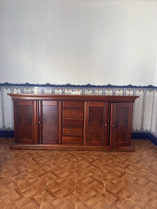 Movel de madeira maciça