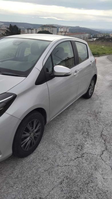 Vendo Toyota Yaris 2017