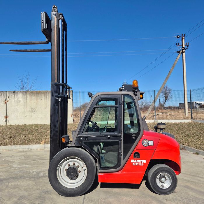 Навантажувач MANITOU 2,5 тон 2017р.