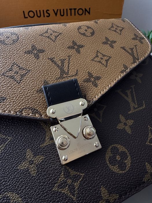 Pochette Métis LV