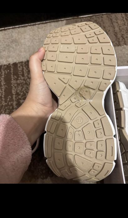 Tenis NOVOS nunca usados