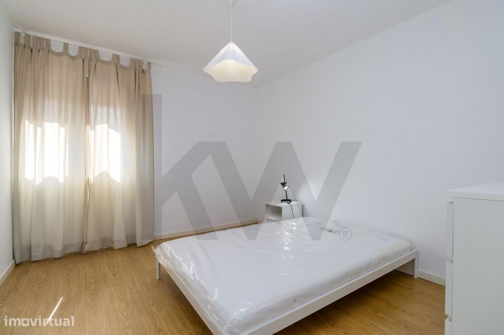Excelente T3 Mobilado e Equipado em Vila Nova de Santo André - Arrenda