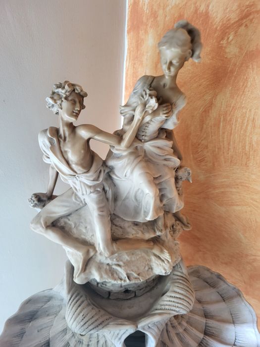 Fonte de água interior com motor