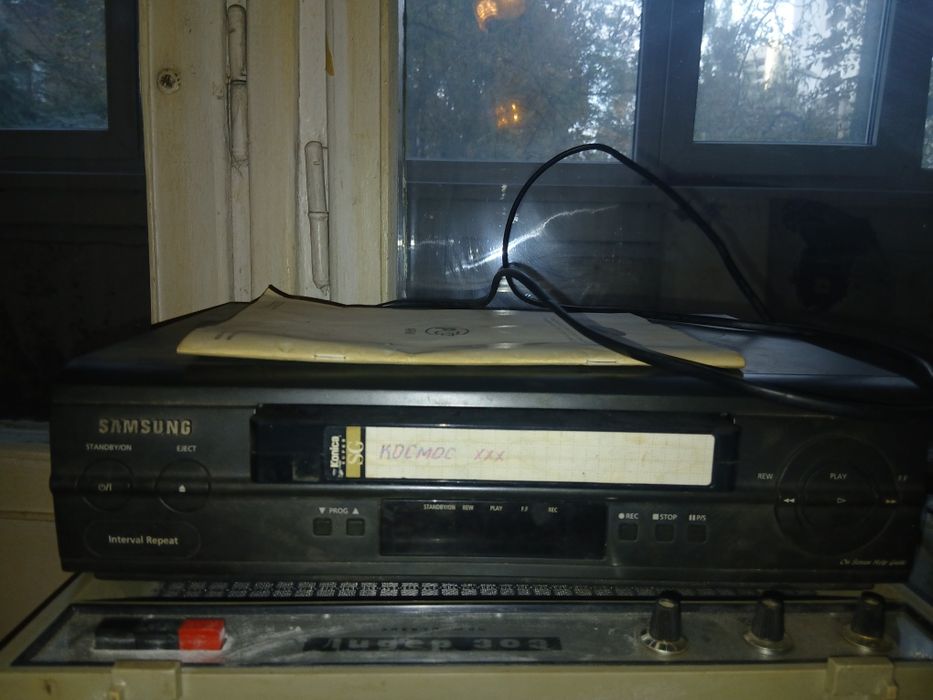 Продаются видеомагнитафон ,DVD,все в идеальном виде.проигрыватель ВЕГА.