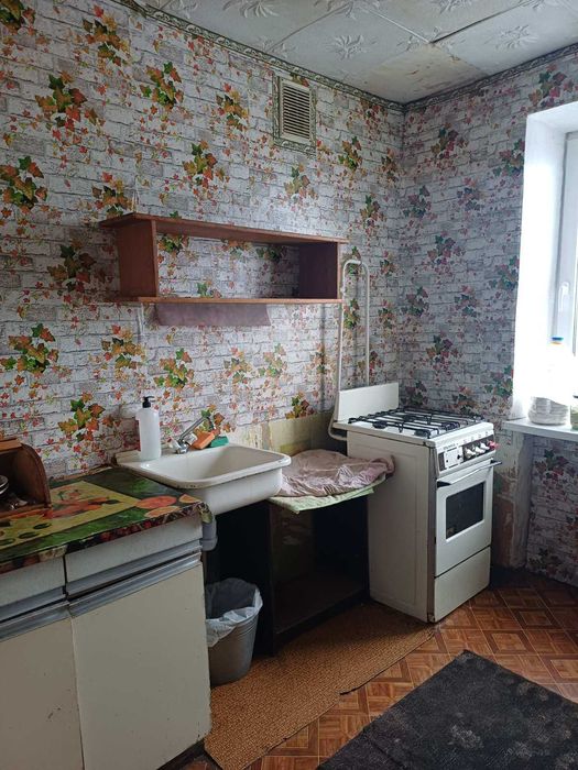 Вигідна пропозиція: 1-кімнатна з нішею + велика парковка!