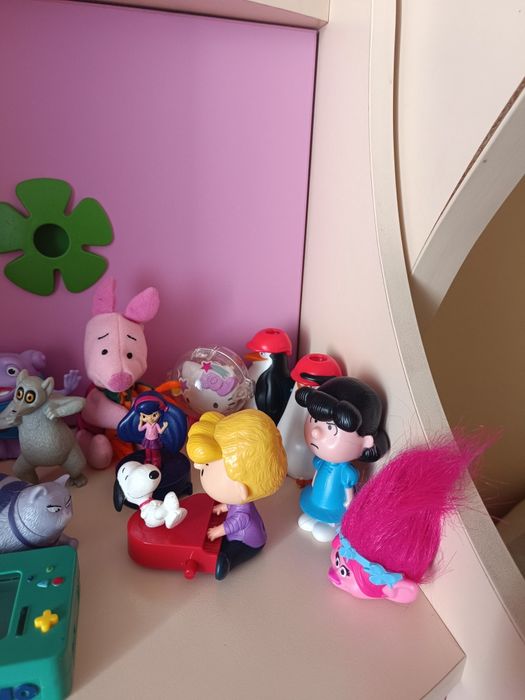 Продам много игрушек (17 шт)