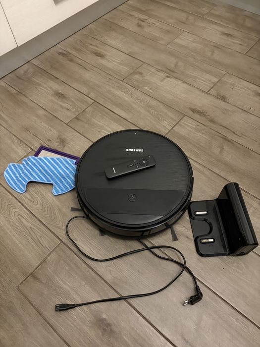 Робот пилосос samsung
